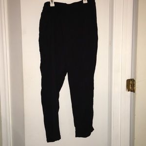 Old navy pants (womens)